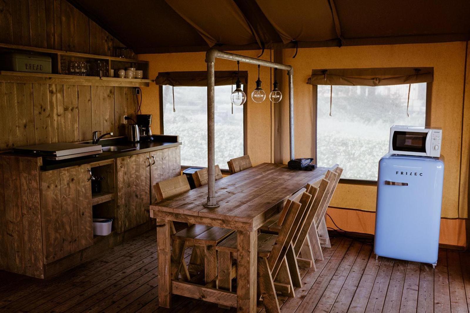 Luxe glamping tent Bant Værelse billede